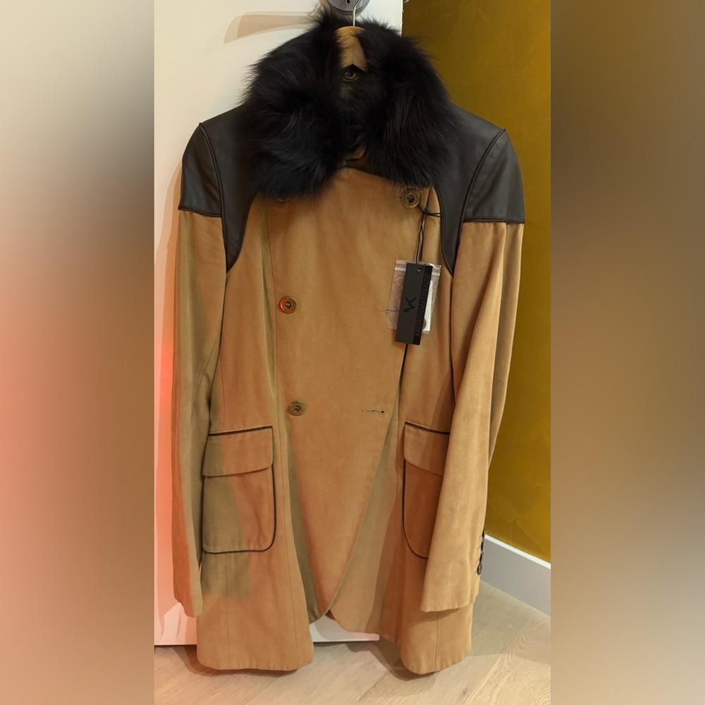 Andrew Mackenzie NWT Coat Sz 42 with detachable fox fur collar